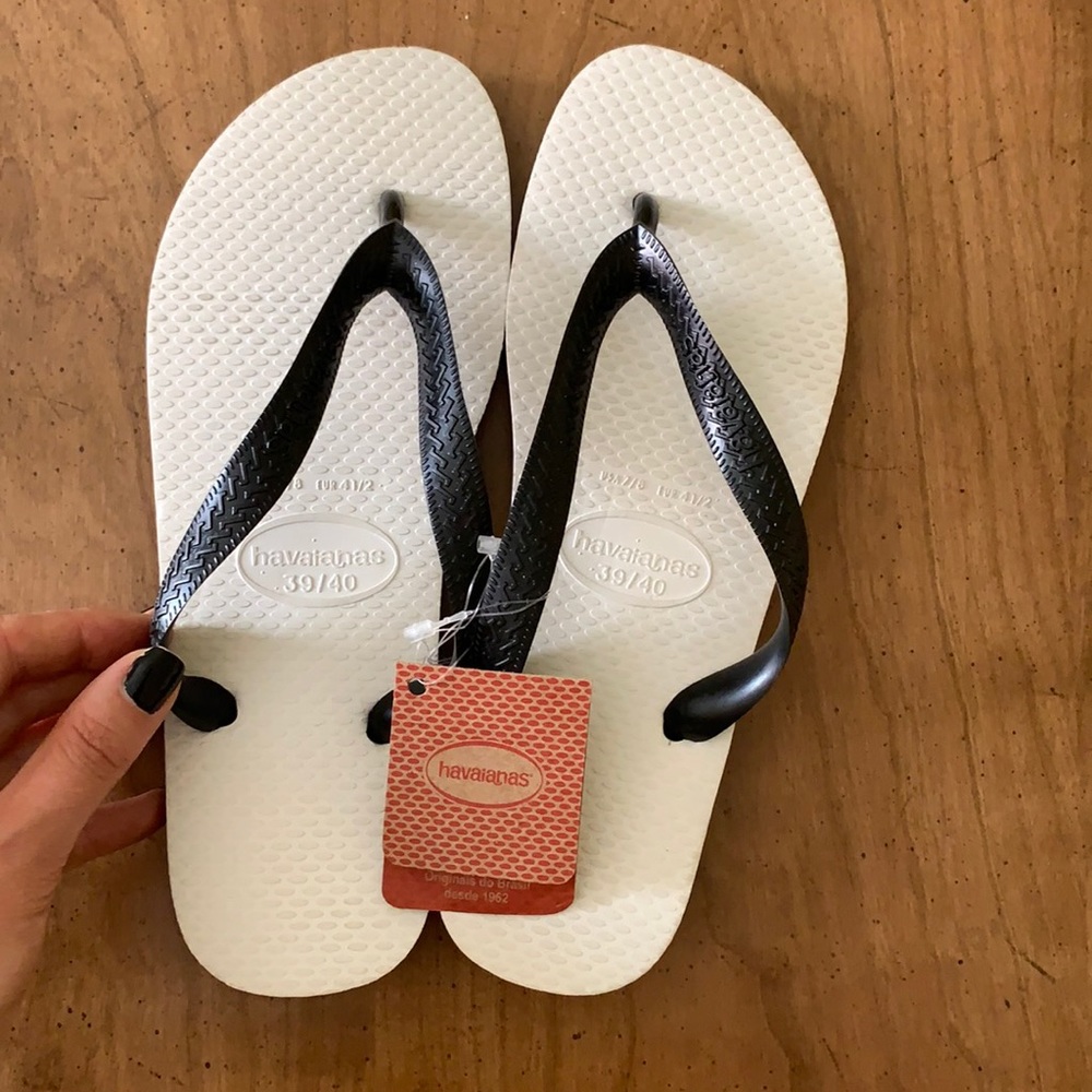 Havaianas NEW with tag